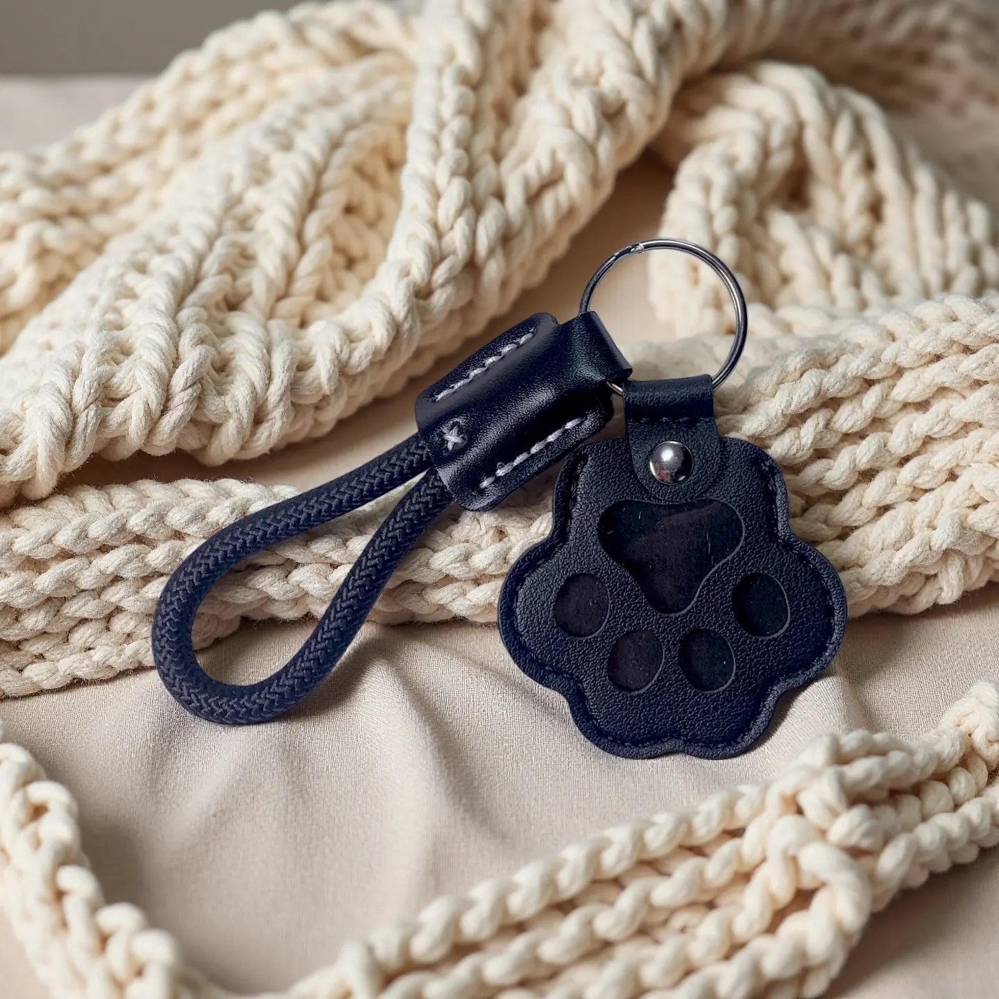 Pet Fur Memory Charm Leather Keychain Keepsake for Dogs